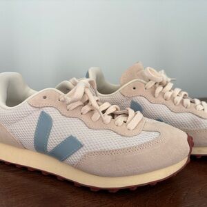 Veja Women's Rio Branco Alveomesh